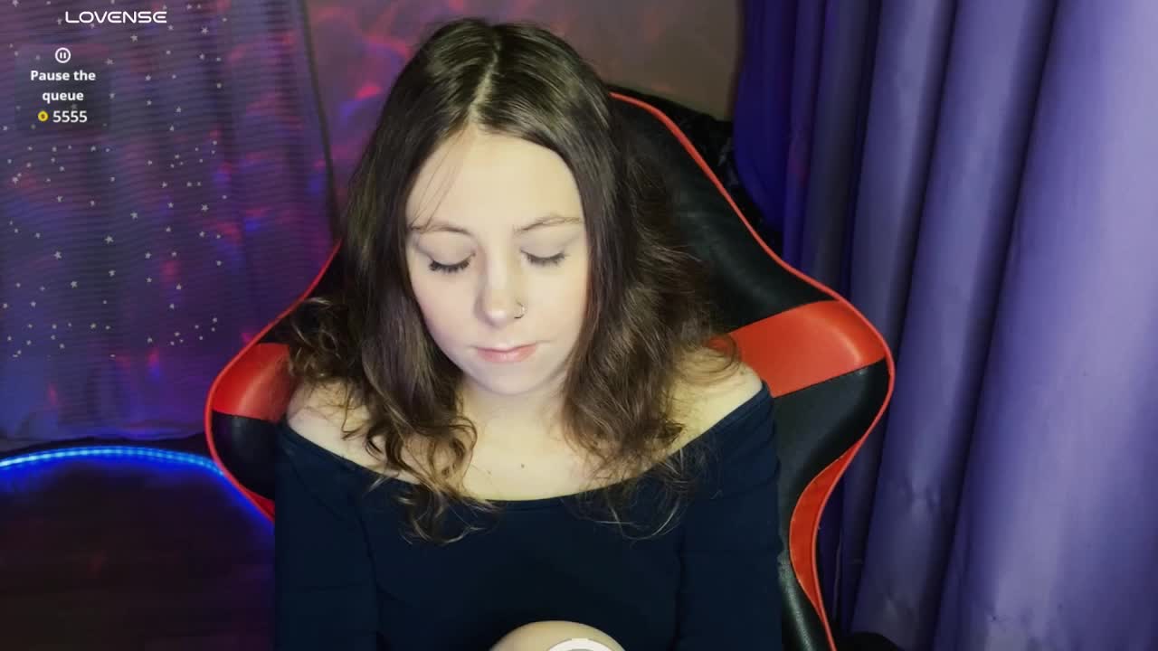 Natural-babe666 Adult Chat April 4, 2026