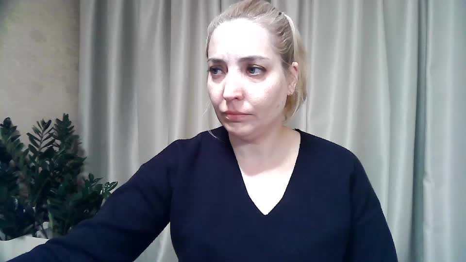 mariska-kiska Adult Chat April 4, 2026