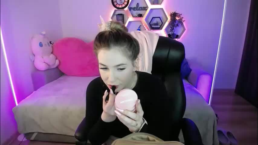 sabrinviolet Adult Chat April 4, 2026