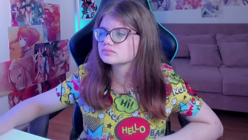 chloehalses Adult Chat April 4, 2026