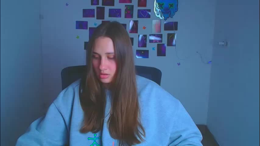 lora_kisses Adult Chat April 4, 2026