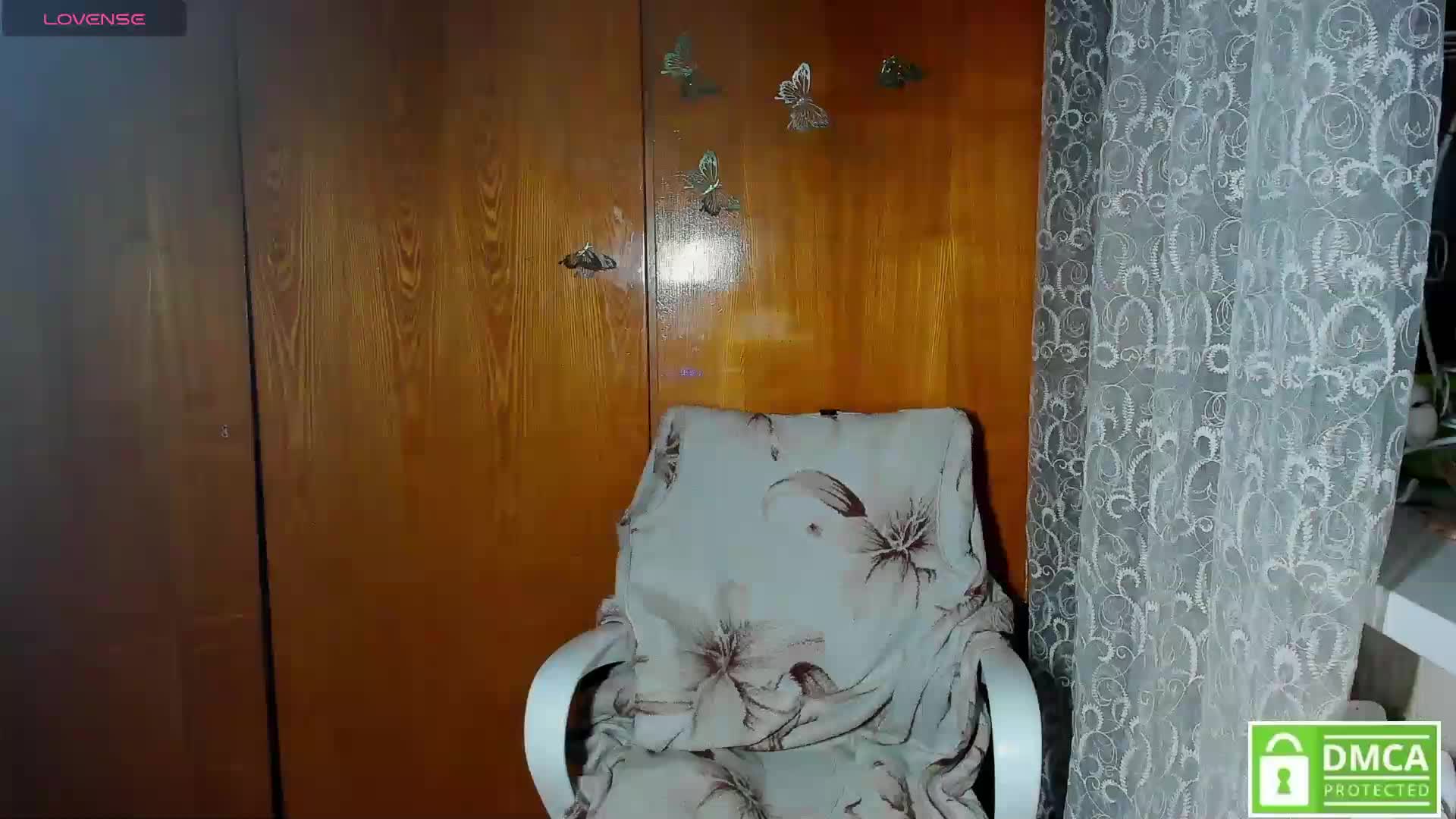 Emma-Frizea Adult Chat April 4, 2026