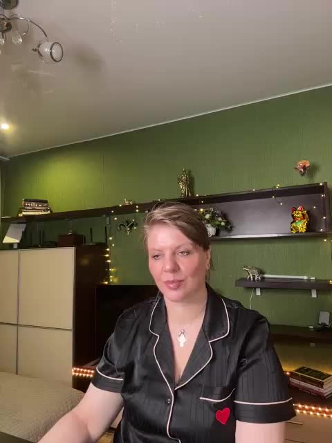 Veronika_Gold Adult Chat April 4, 2026