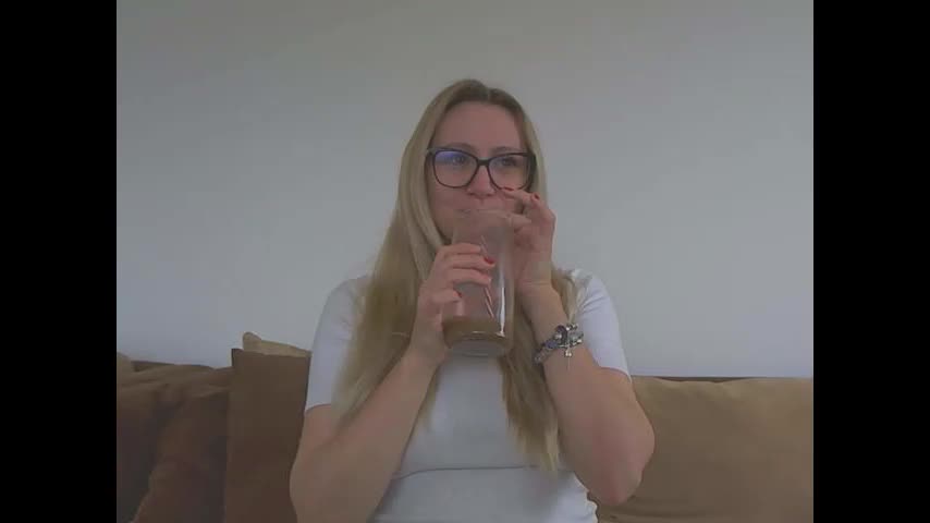 melly_rosey Adult Chat April 4, 2026