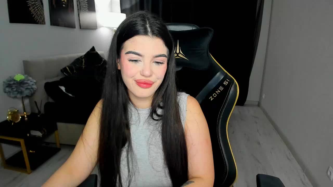 SnowingWinter Adult Chat April 4, 2026