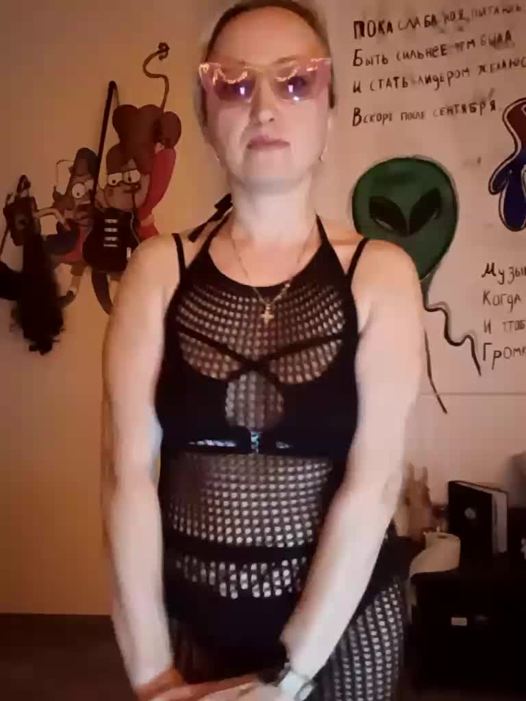 Krasotkaa_duo Adult Chat April 4, 2026