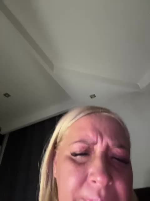 Eva-Bella Adult Chat April 4, 2026