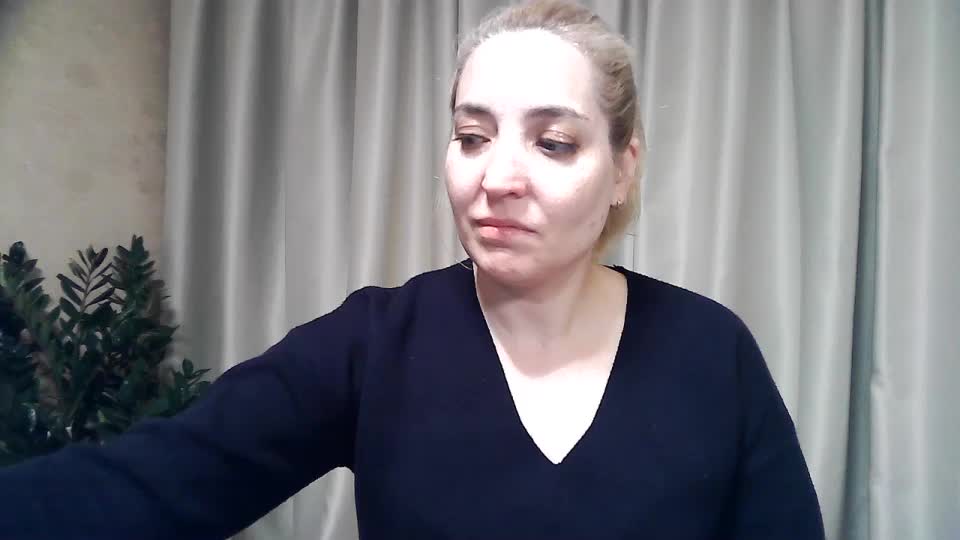 mariska-kiska Adult Chat April 4, 2026