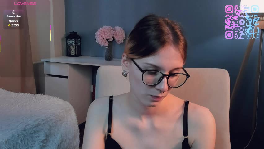 sunnivagaillard Adult Chat April 4, 2026