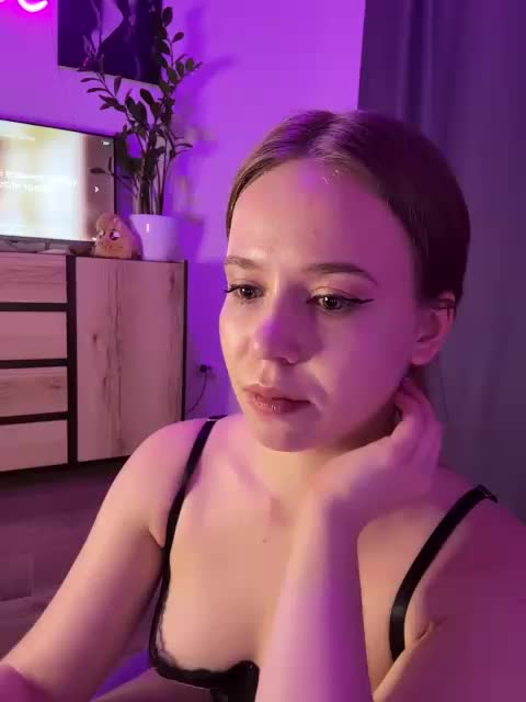 mariaaa-1 Adult Chat April 4, 2026