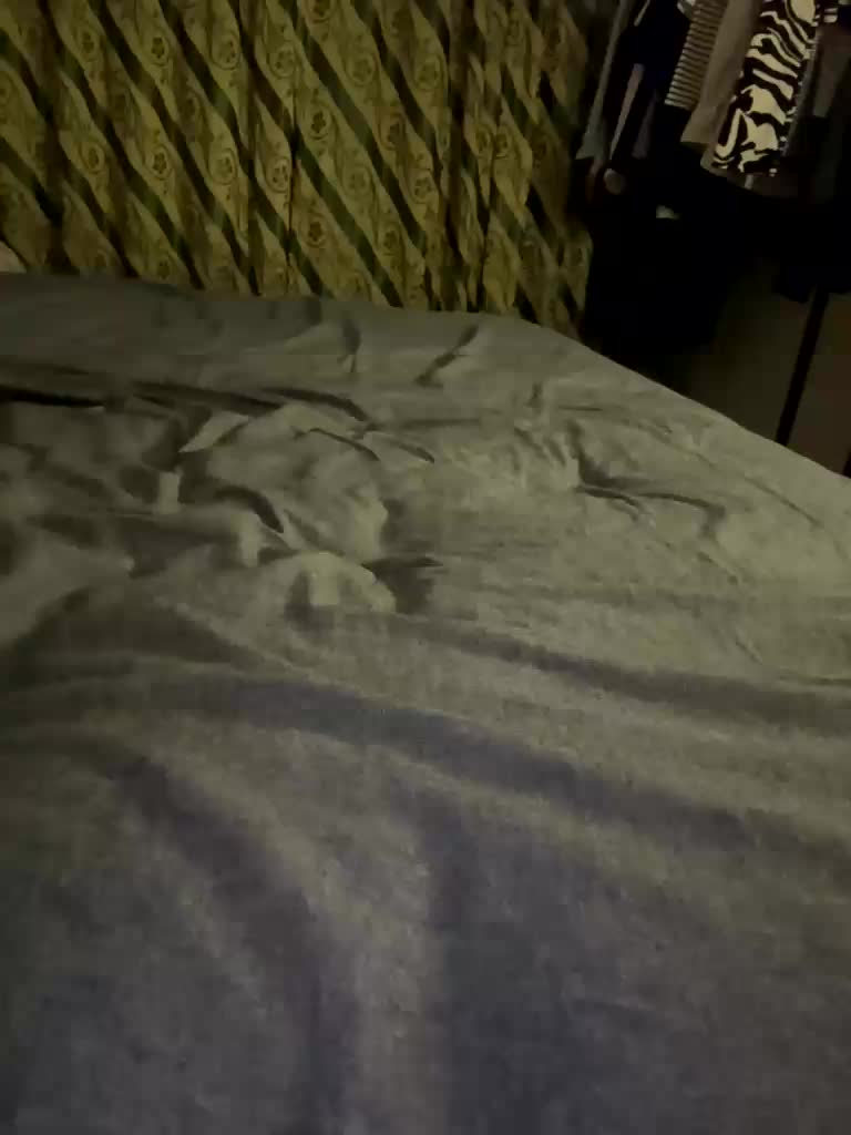 Violetttttt Adult Chat April 4, 2026