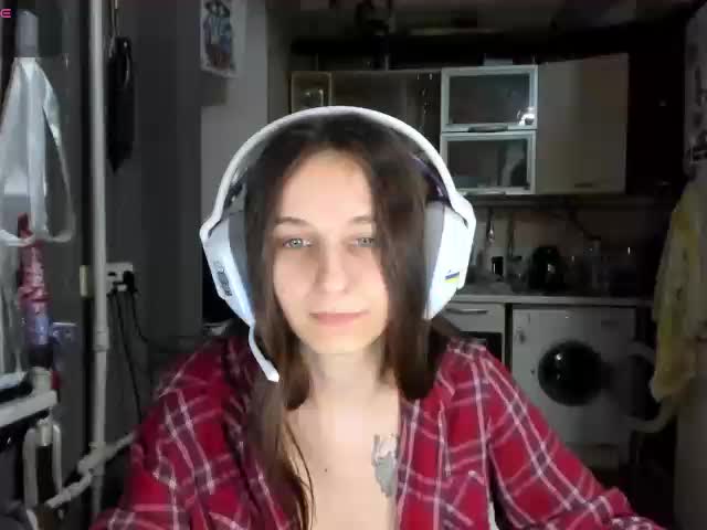 KikNika Adult Chat April 4, 2026