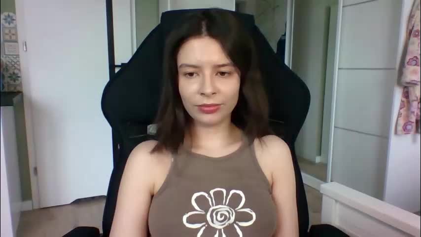 laricenature Adult Chat April 4, 2026