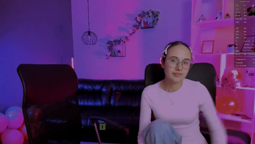 mona_cloud Adult Chat April 4, 2026