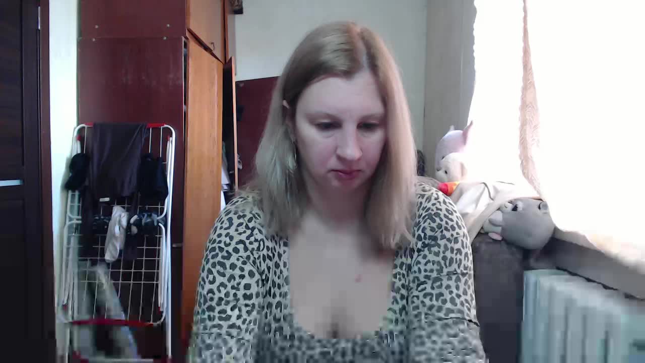 BustyBlondy Adult Chat April 4, 2026