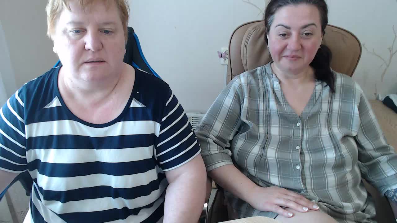 XMollyJaneEX Adult Chat April 4, 2026