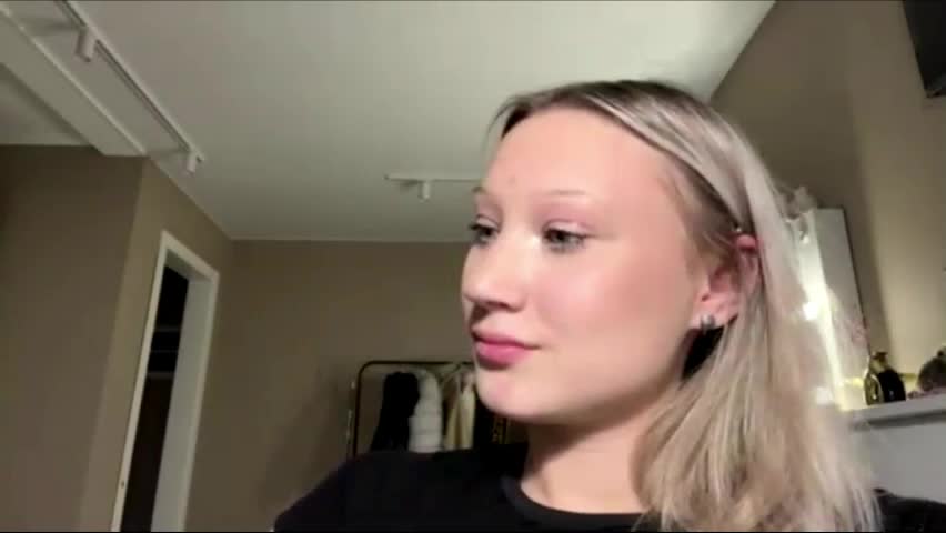 joanniearb Adult Chat April 4, 2026