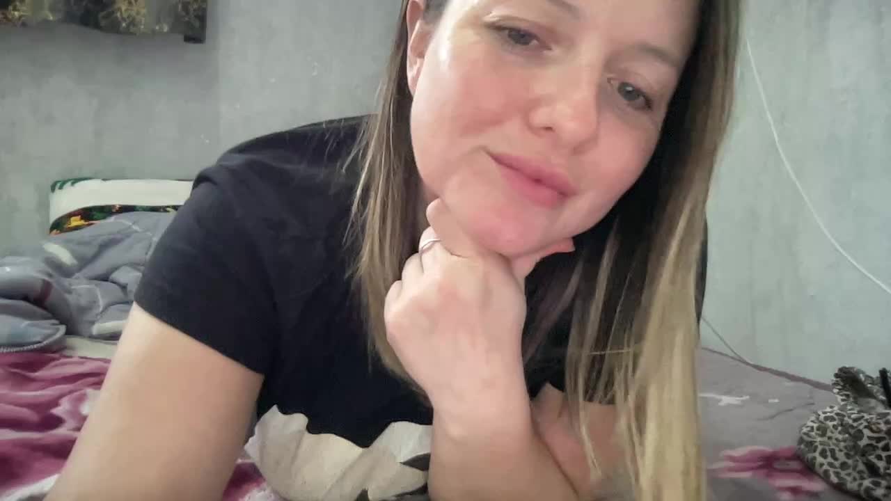 Natalii87 Adult Chat April 5, 2026