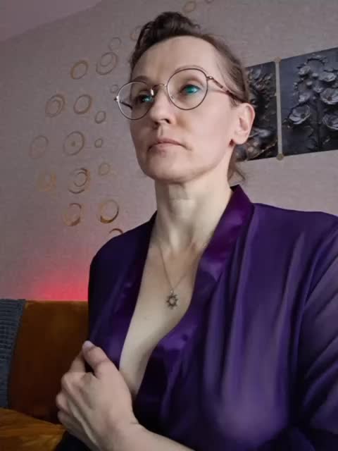 Valkiriyas Adult Chat April 5, 2026