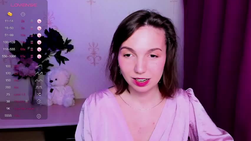 kindhazelhere_ Adult Chat April 4, 2026