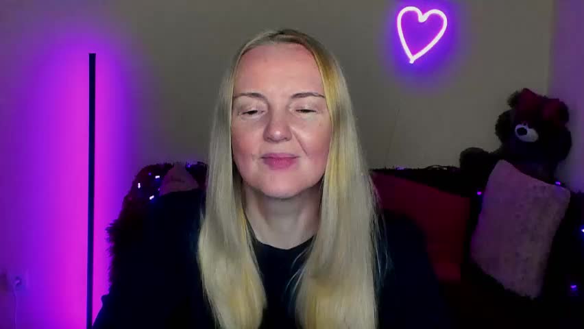 bella_hadatt Adult Chat April 4, 2026