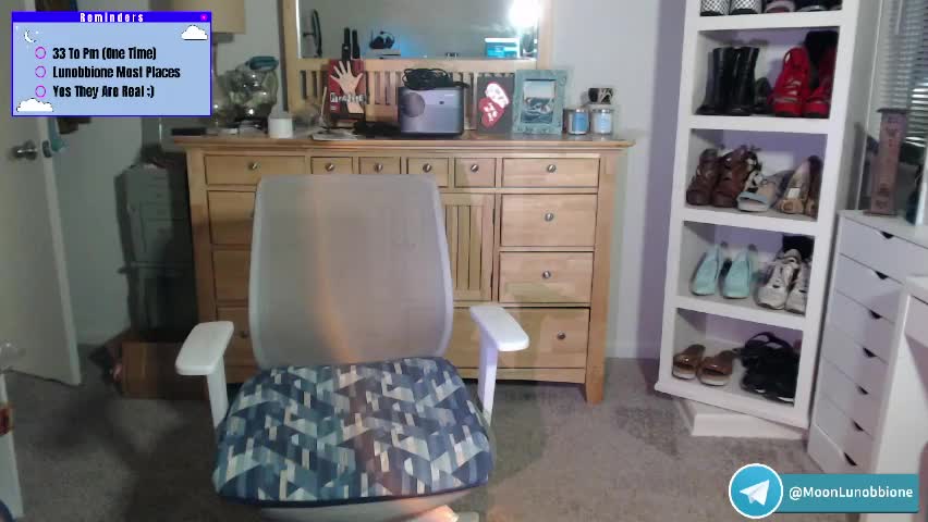 lunobbione Adult Chat April 4, 2026