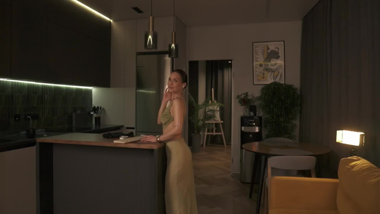 Sofa01 Adult Chat April 5, 2026