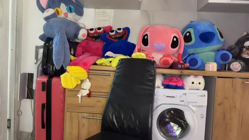 kusssecka Adult Chat April 4, 2026