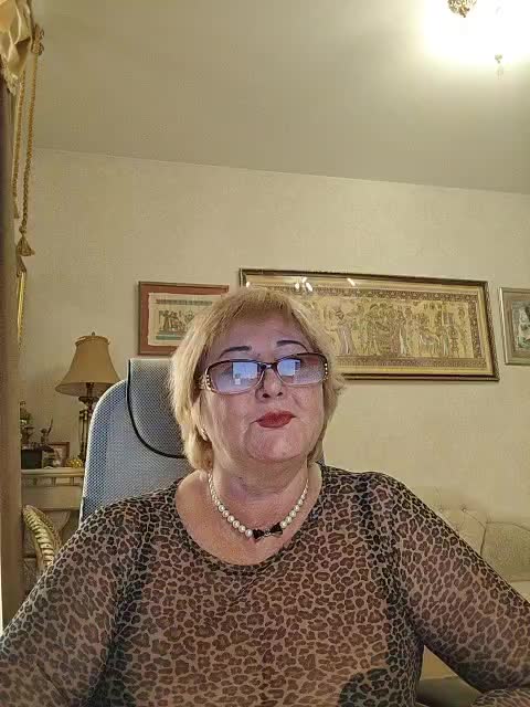 KarinkaSweet Adult Chat April 5, 2026