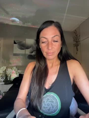 IrinkaGata Adult Chat April 5, 2026