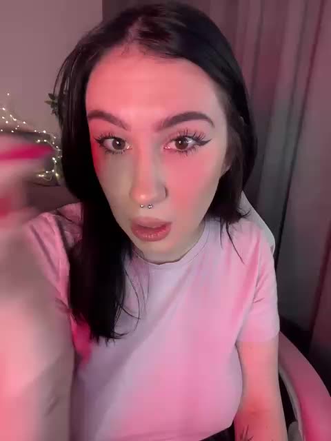 BustyLina Adult Chat April 4, 2026