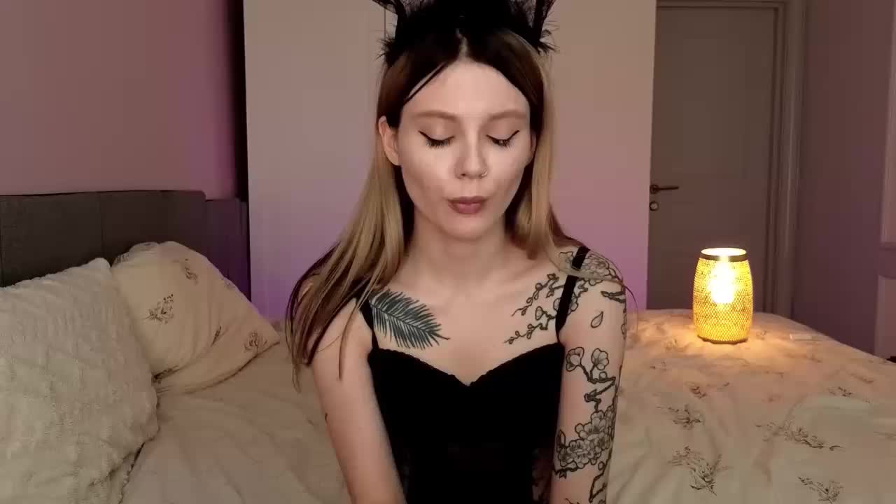 Alicee-teasee Adult Chat April 5, 2026