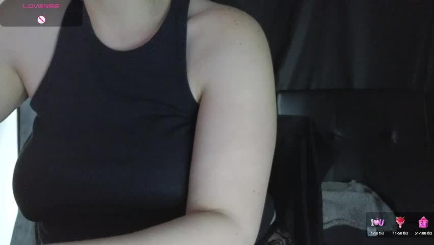 mia_g0ld Adult Chat April 5, 2026