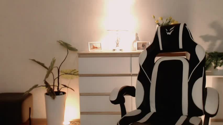 lola_anderson Adult Chat April 5, 2026