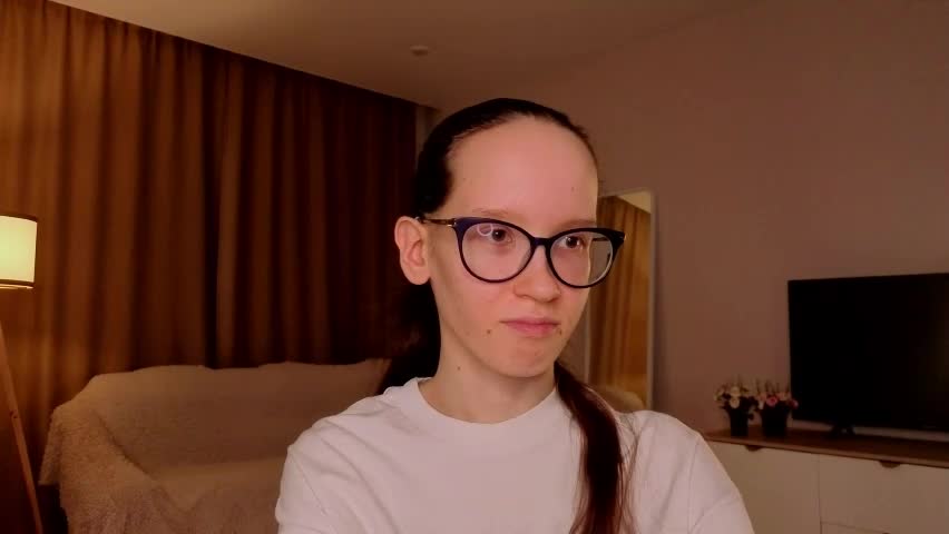 lynettebails Adult Chat April 5, 2026