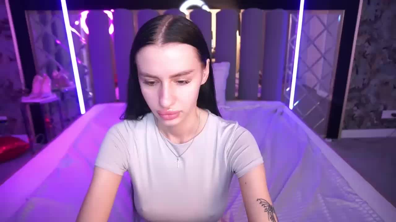 SnowWhiteee Adult Chat April 5, 2026