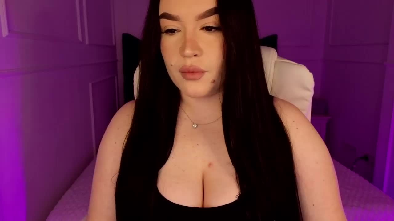 tinafox Adult Chat April 4, 2026