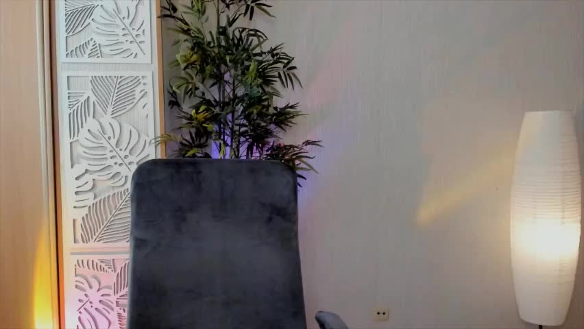 save_the_qween Adult Chat April 5, 2026