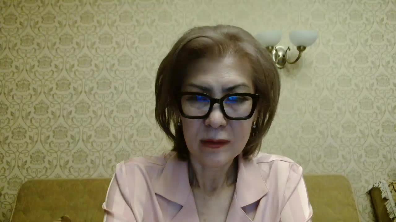 ElegantLady00 Adult Chat April 5, 2026