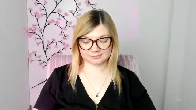 molly_moree Adult Chat April 5, 2026