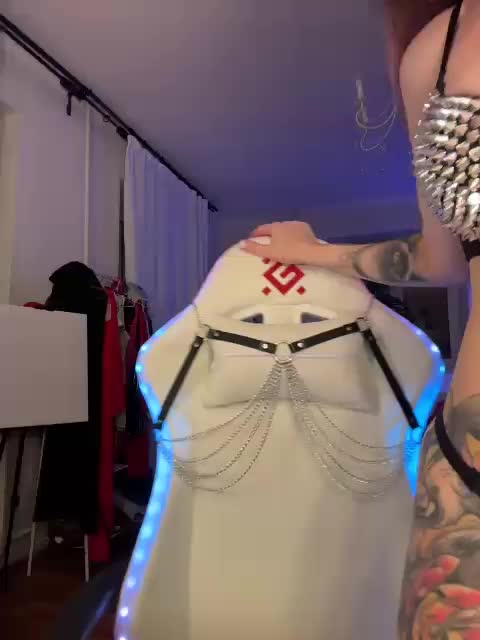 _AnnaMaria_ Adult Chat April 5, 2026