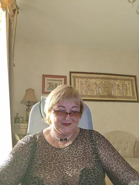 KarinkaSweet Adult Chat April 5, 2026