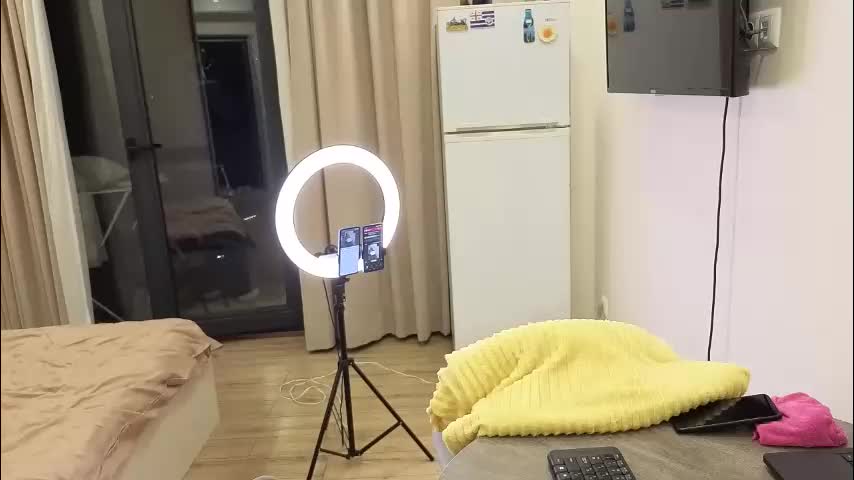 best_ass2000 Adult Chat April 5, 2026