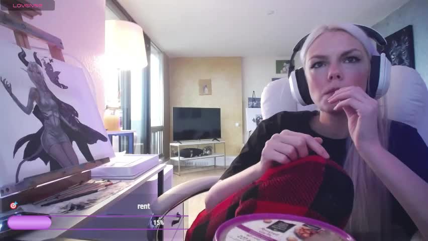 tinykylie Adult Chat April 5, 2026