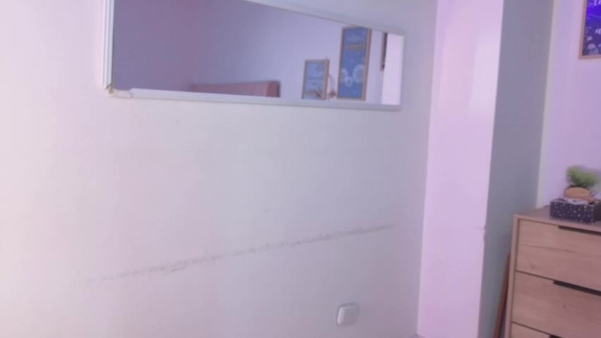 bluee_hazell Adult Chat April 5, 2026