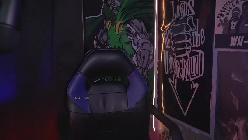 elle_uwu Adult Chat April 5, 2026