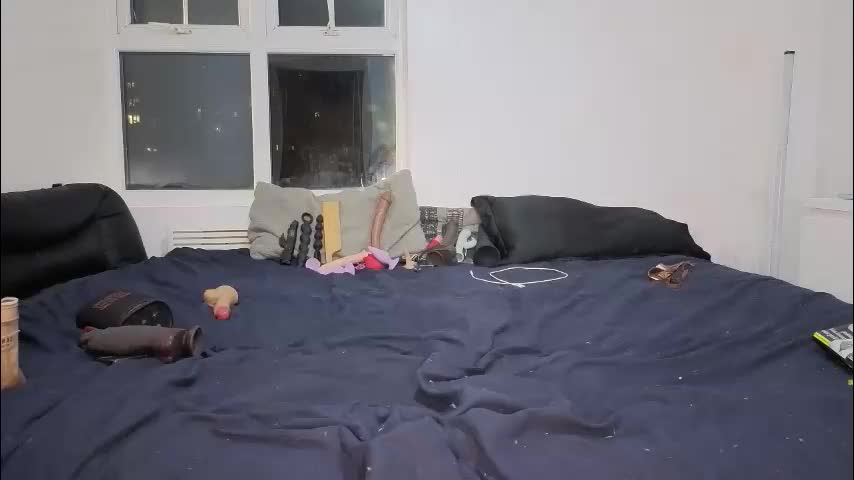 emliyjamesmjb Adult Chat April 5, 2026