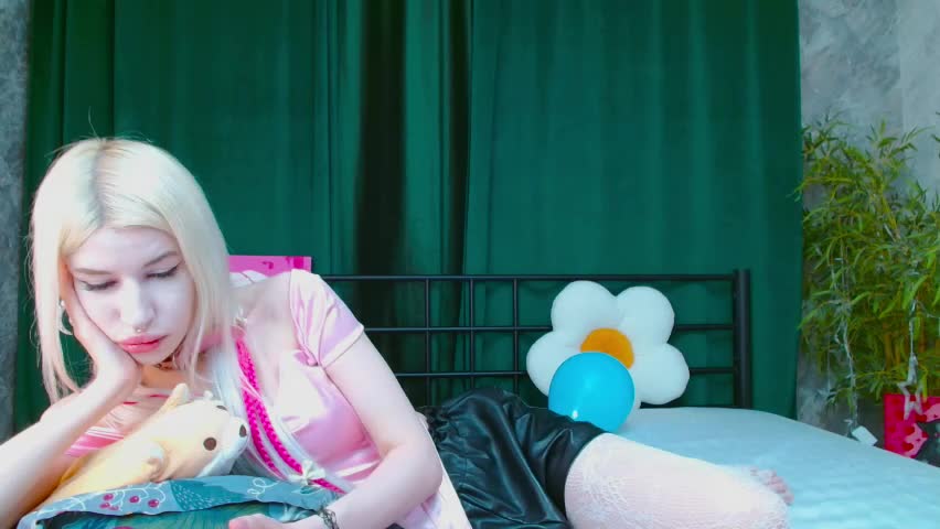 alison_moonlight Adult Chat April 5, 2026