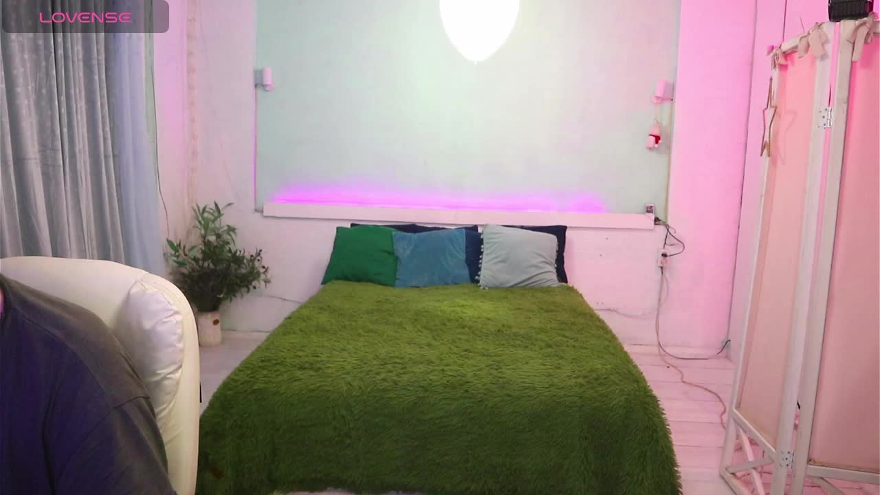 AlisaAleks Adult Chat April 5, 2026