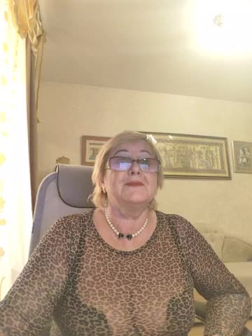 KarinkaSweet Adult Chat April 5, 2026